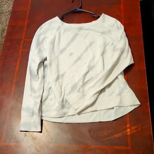 Long-sleeved white blue shirt